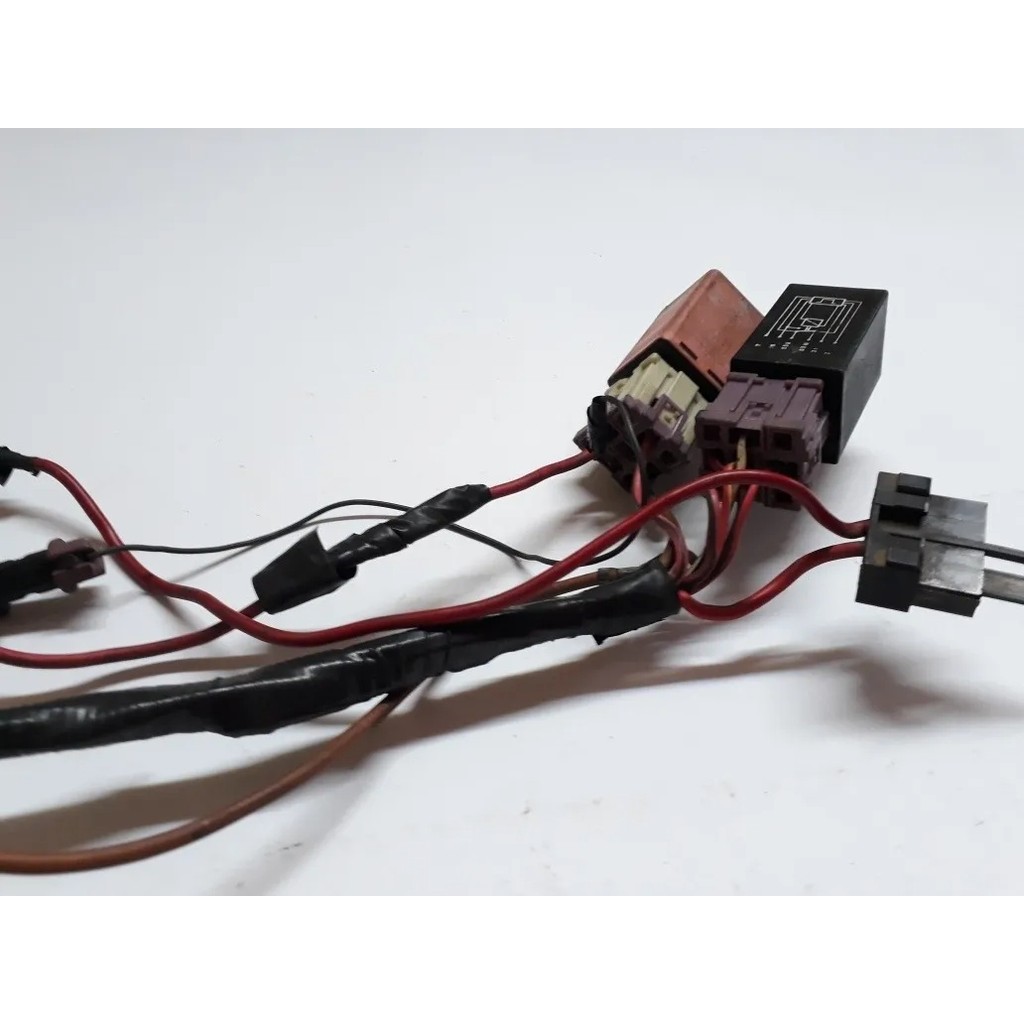 Plug Conector Rele Bomba Combustível Tempor Limp Parabrisa