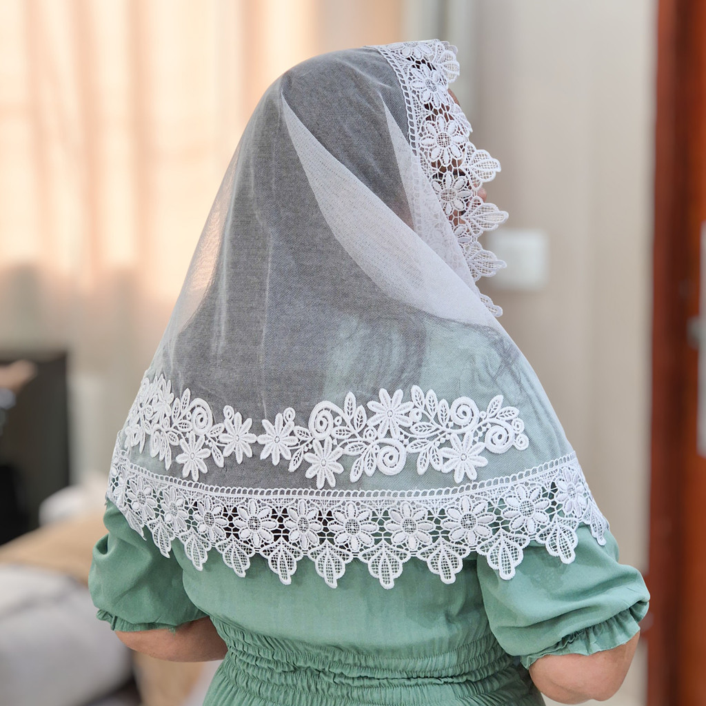 Véu Ccb Renda Guipir Larga e Aplique Floral Congregação Cristã no Brasil (mod. Virgínia) em Oferta na Shopee