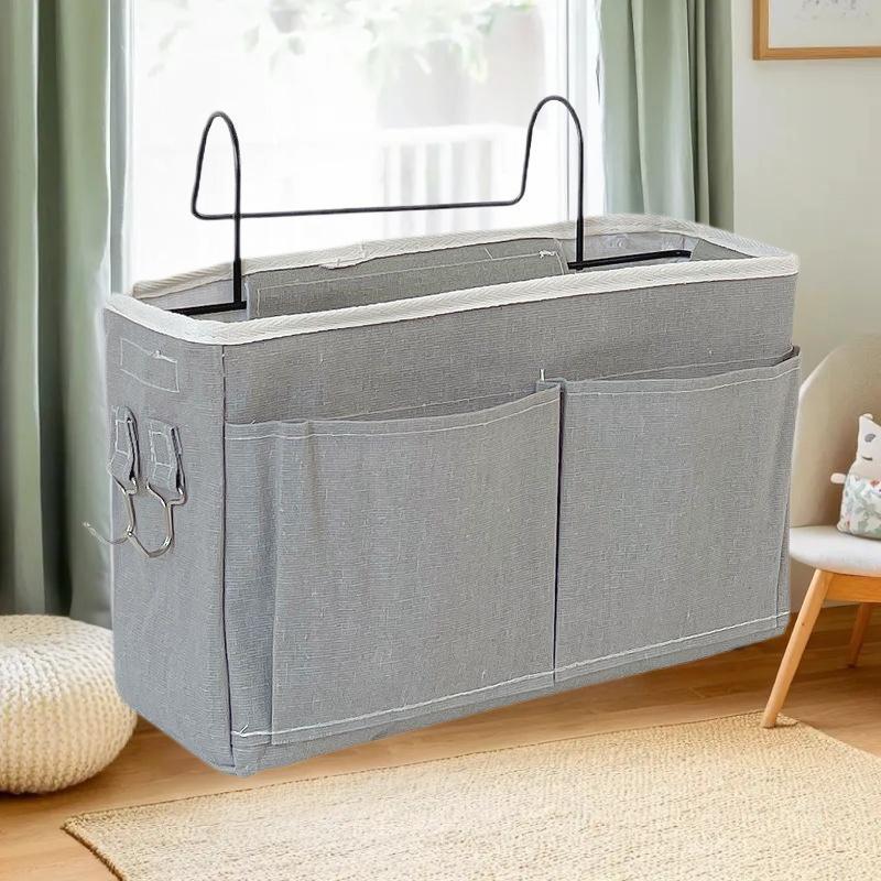 [largeloohg] Nova Cesta De Armazenamento Rack Cama Controle Remoto Estante Dormitório Bolsa Suporte Com Gancho Bolso De 