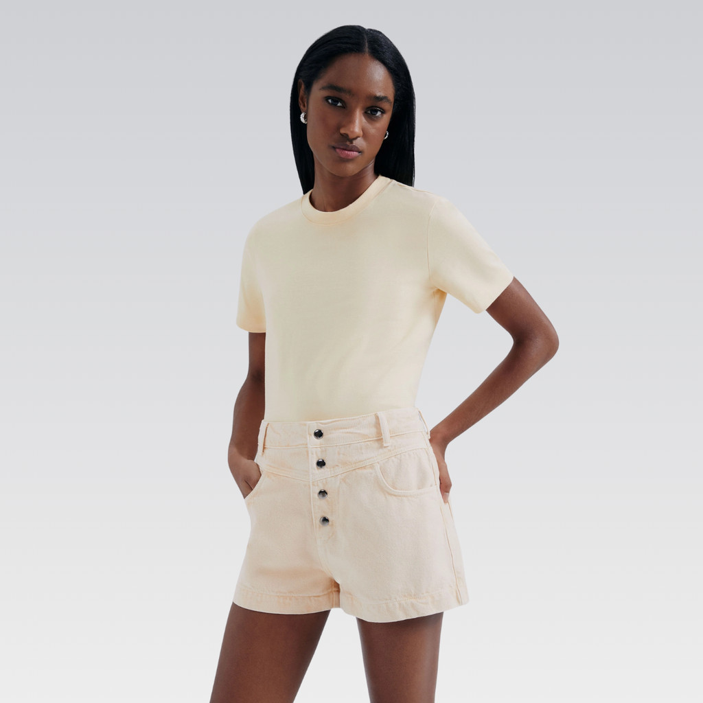 Shorts Feminino Sarja Estonada Botões Hering Conforto Estilo