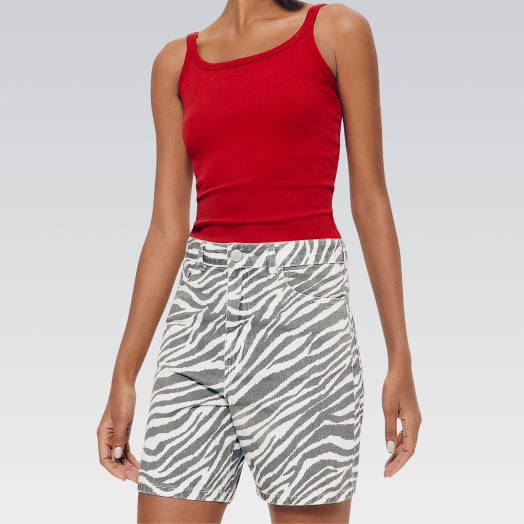 Bermuda Feminina Sarja Estampa Onça Cintura Média HERING Original Moda Conforto Estilo Qualidade