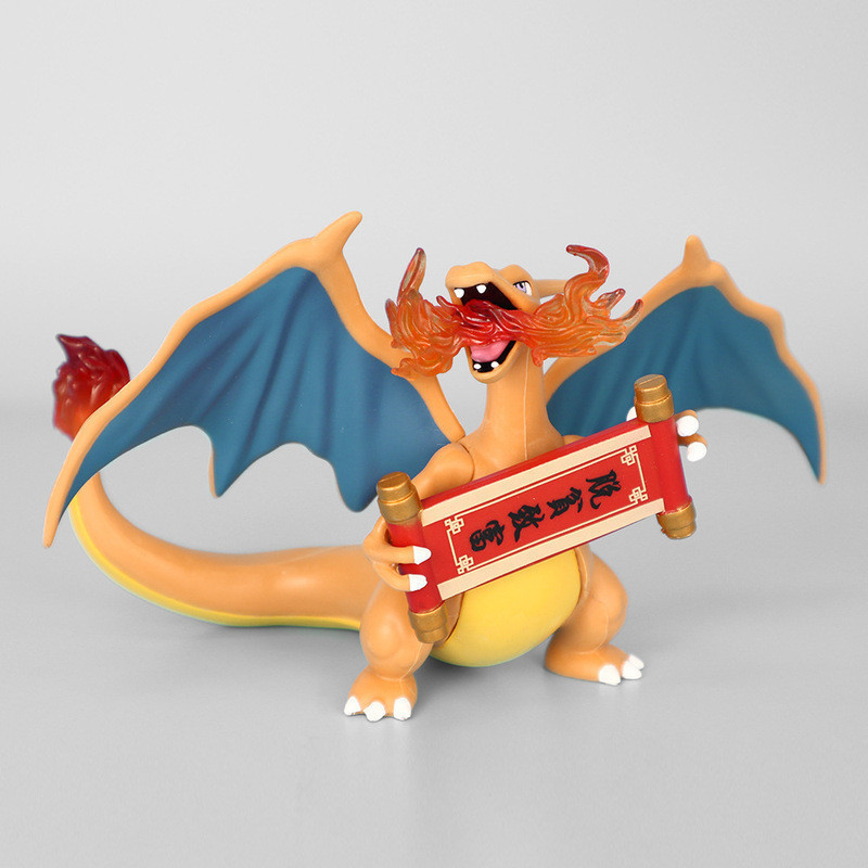 Figura Pokémon Charizard De 10 Cm