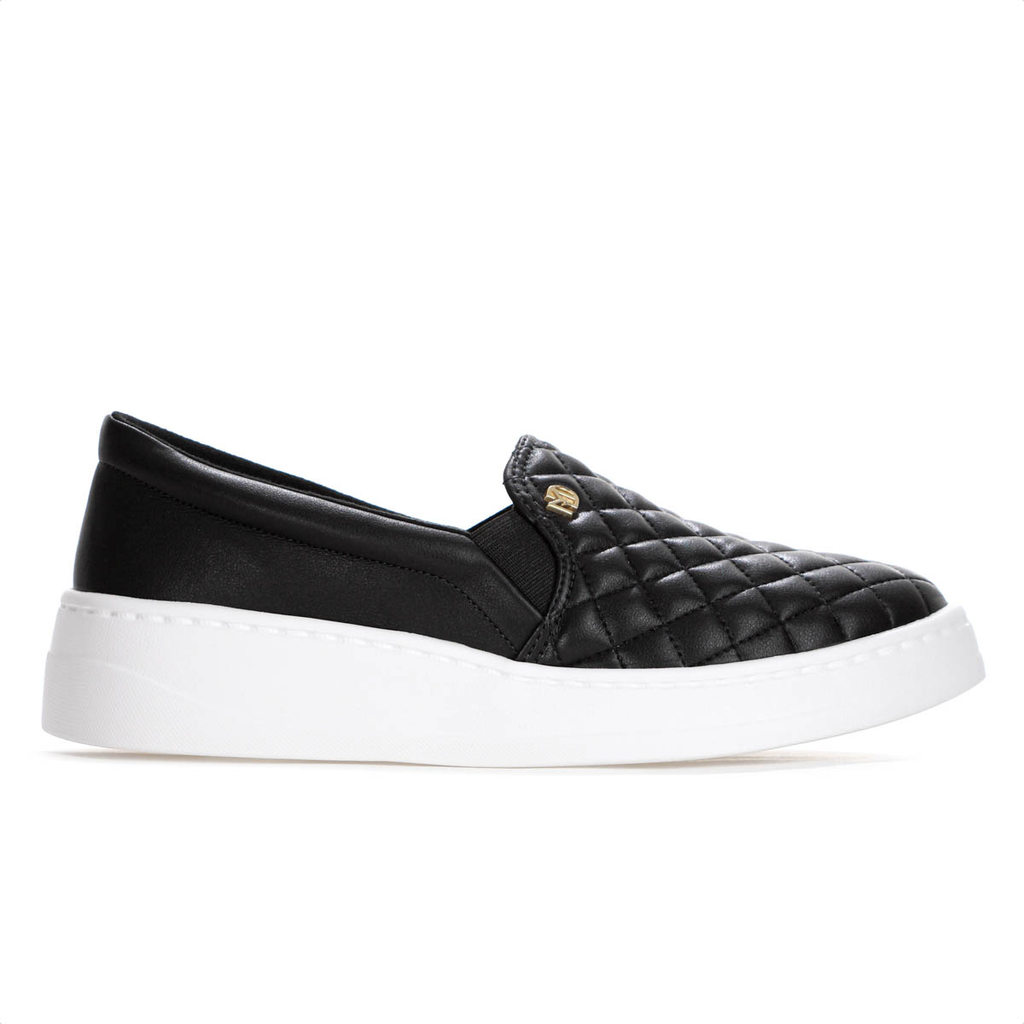 Tênis Modare Slip On Matelassê Preto e Branco - Feminino