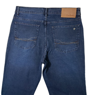 Calça Jeans Tradicional Pierre Cardin com elastano