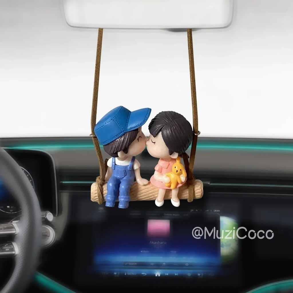 Pingente decorativo para interior de carro, ornamento pendurado com movimento de casal balançando, pequena decoração par