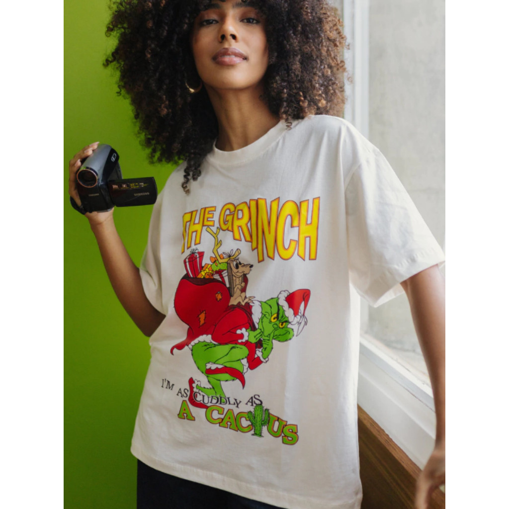 CAMISETA Premium Camisa Clara GRINCH LANÇAMENTO NATAL STREETWEAR FESTA  Camisa 100% Algodão