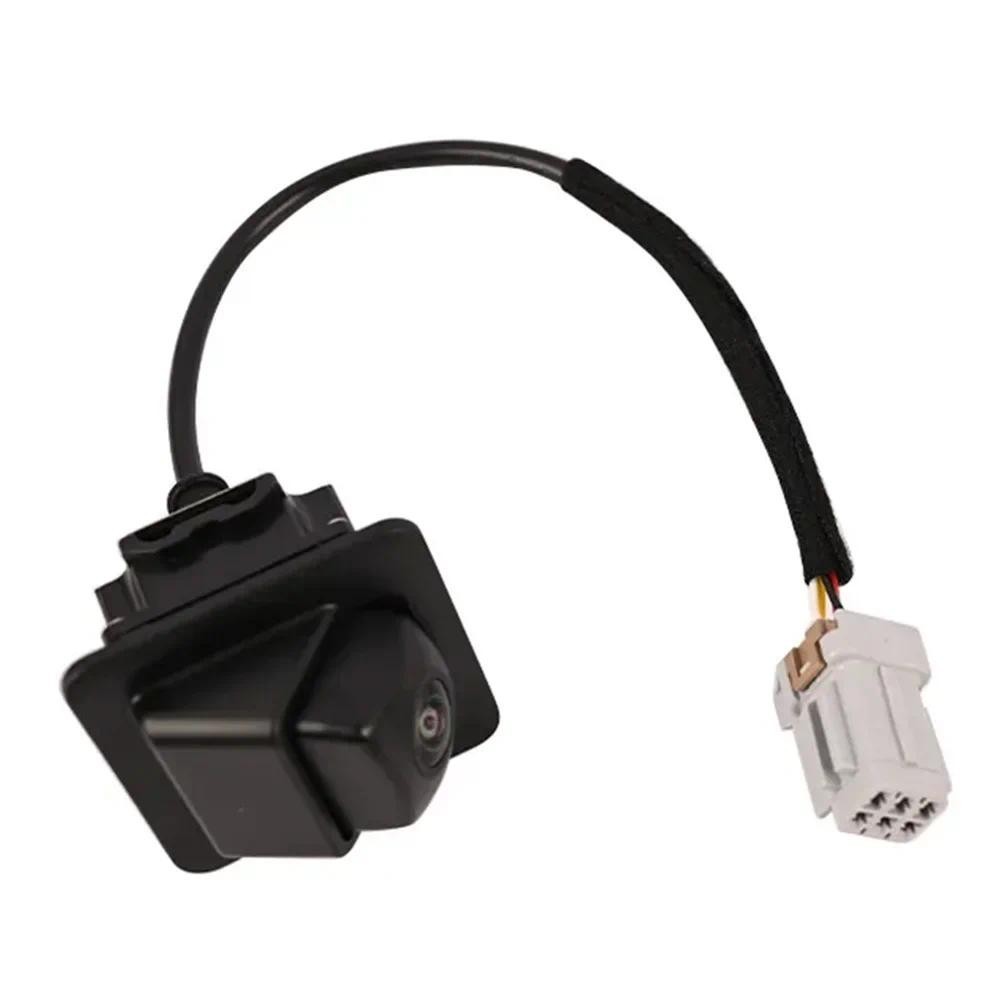 Modelos Sedan De Conteúdo De Pacote Preto , Visão Traseira , Câmera Quebrada , Danificada , Substituição Direta , Montag