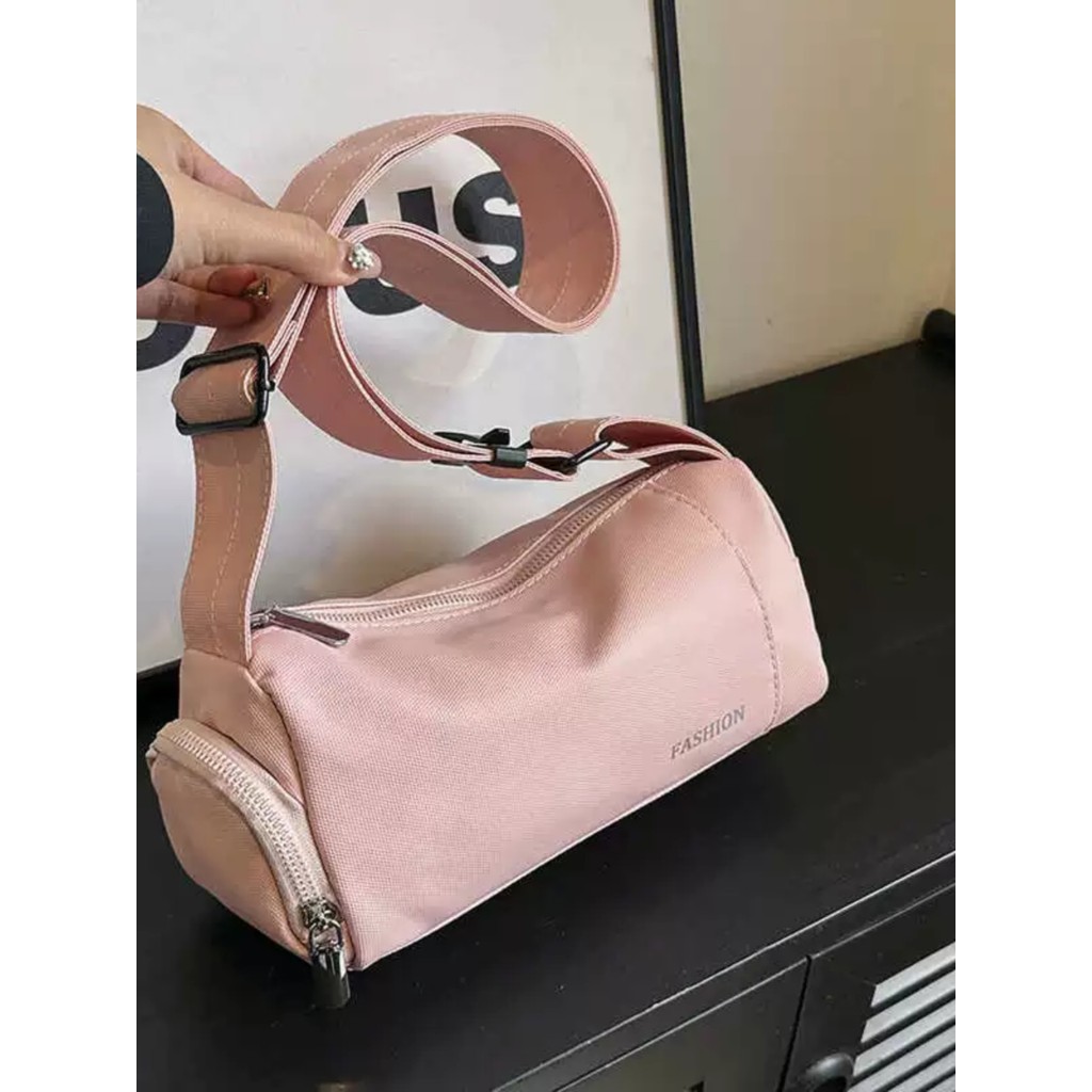 Moda versão coreana pequeno saco feminino 2025 novo estilo verão All-Match na moda esportes lazer de um ombro saco do me