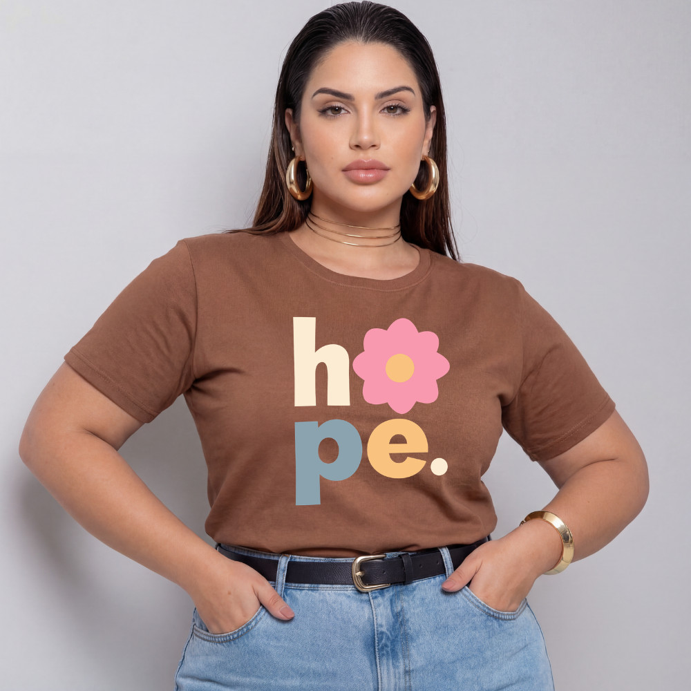 Camiseta Feminina Plus Size Tendência Estampada Algodão "HOPE" — imagem 2 de 2