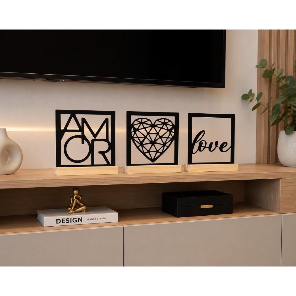 Kit Quadros Românticos Love Coração MDF 15x15 com Moldura Pinus