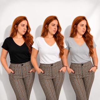 T-Shirt Plus Size G1 ao G3 Feminina Slim Básica Lisa Gola V Moderna