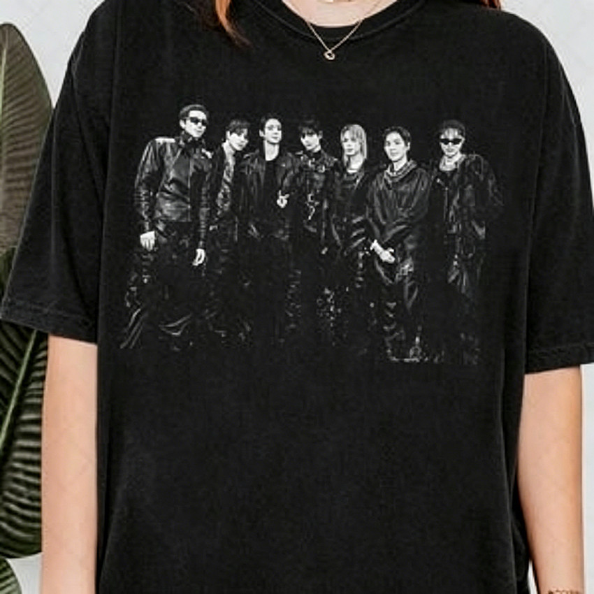 Camiseta Oversized Masculina Feminina BTS Grupo Kpop Vintage, Camiseta Streetwear com Estampa do BTS, Camisa Casual