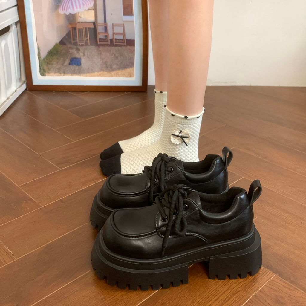 Retro grande dedo do pé plataforma de sola grossa aumentada salto grosso pequenos sapatos de couro feminino estilo britâ