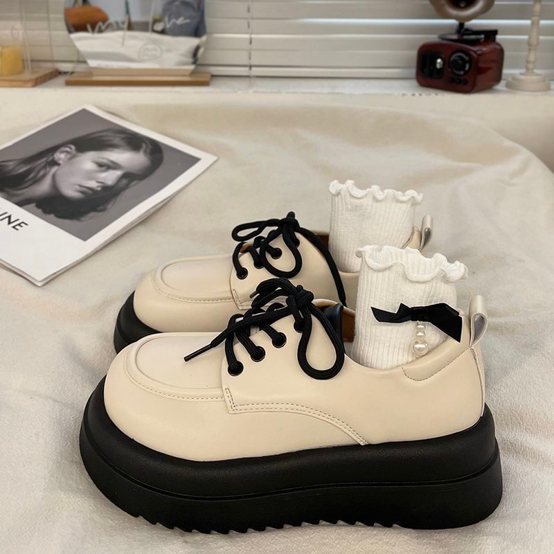 Plataforma de sola grossa pequenos sapatos de couro feminino branco estilo britânico dedo do pé redondo rendas All-Match