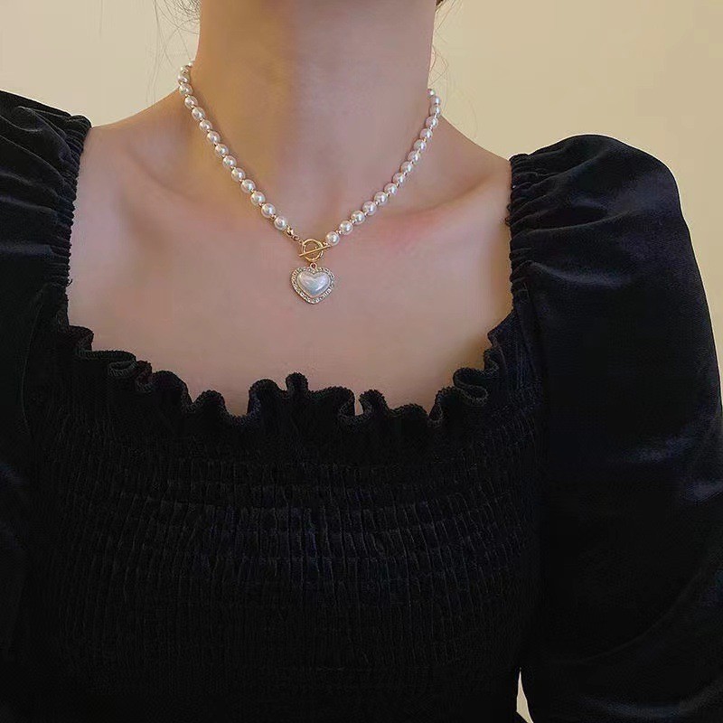 Colar de pérola de diamante brilhante, colar de colar de luxo feminino, colar de clavícula leve.