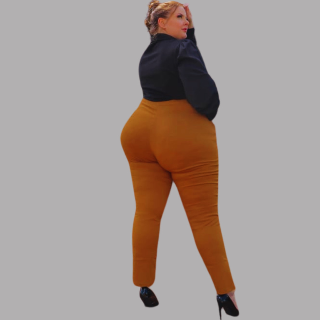 Calça Feminina Plus Size em Bengaline