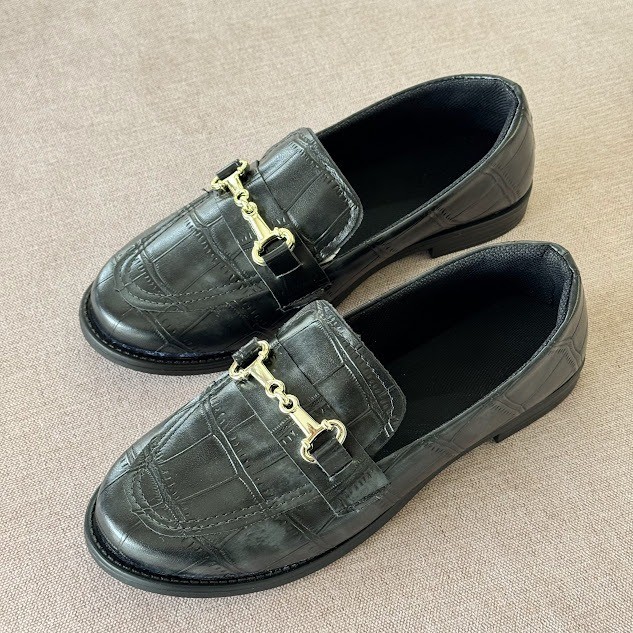 Mocassim clássico fivela