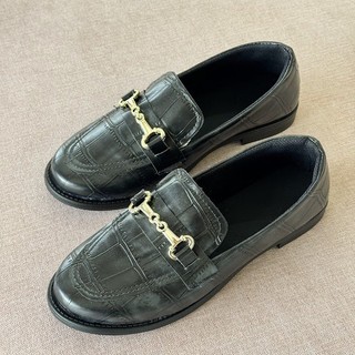 Mocassim clássico fivela