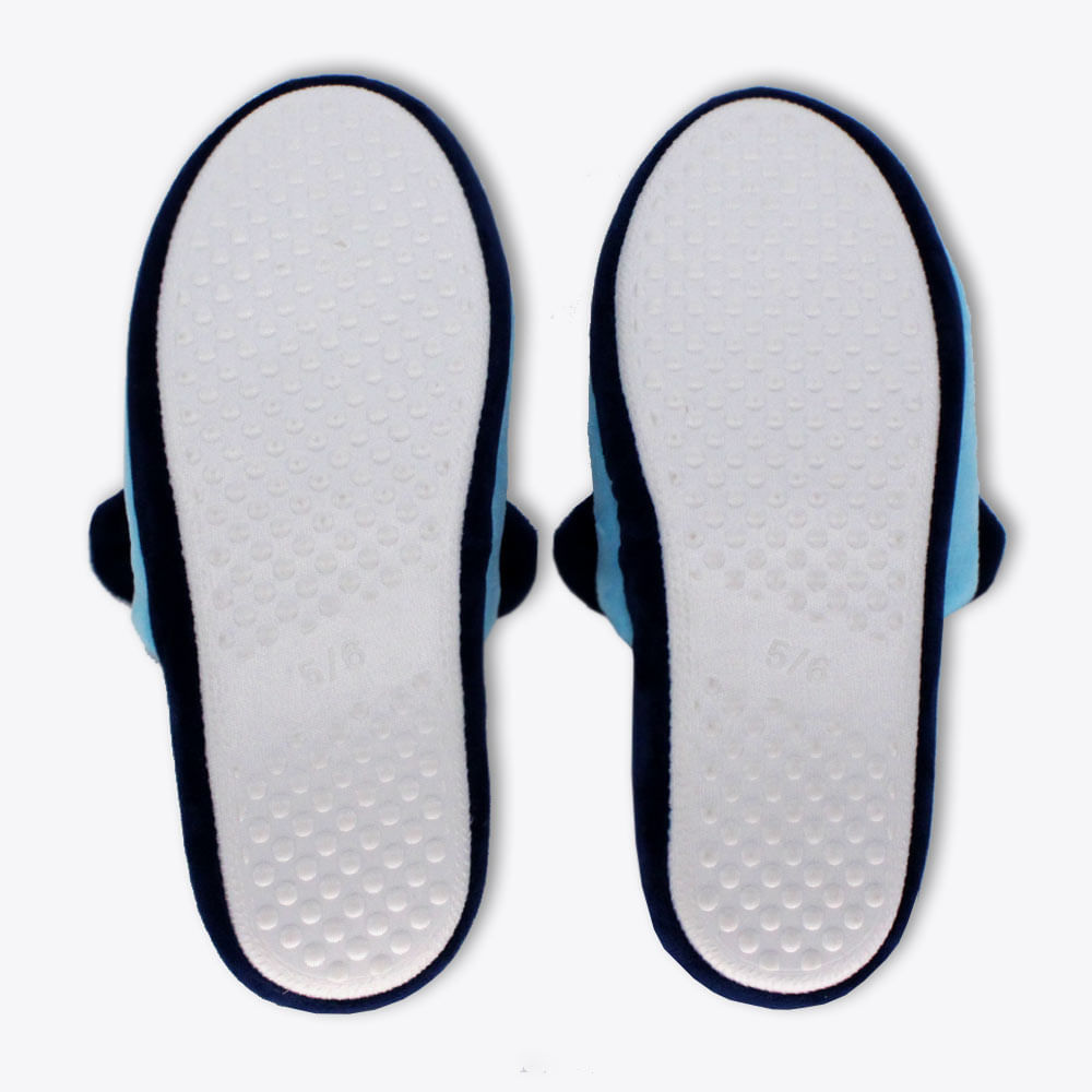 Detalhes do Chinelo Sullivan Monstros SA - Disney