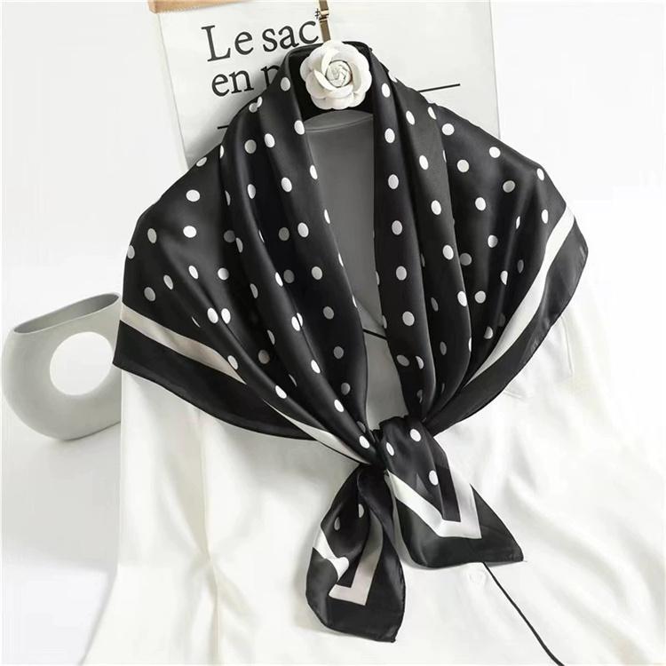 LENÇO ESTAMPA PÓA CLÁSSICO ELEGANTE BANDANA CACHECOL BLUSA CROPPED MULTIFORMAS GRANDE 90X90CM ESTAMPA BOLINHA CETIM