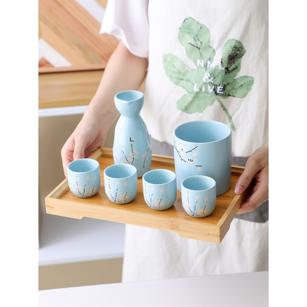 Conjunto de vinho de cerâmica criativo jarro de saquê copo de vinho Underglaze cor casa Hotel saquê conjunto um pote qua