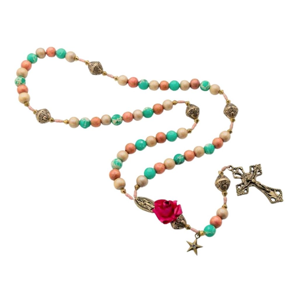 TERÇO CATÓLICO NOSSA SENHORA DO GUADALUPE ROSAS COLORIDAS em Oferta na Shopee