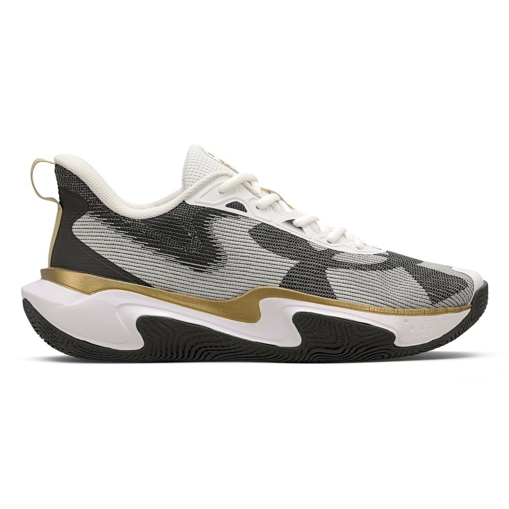 Tênis Under Armour Layup Masculino Conforto e Performance