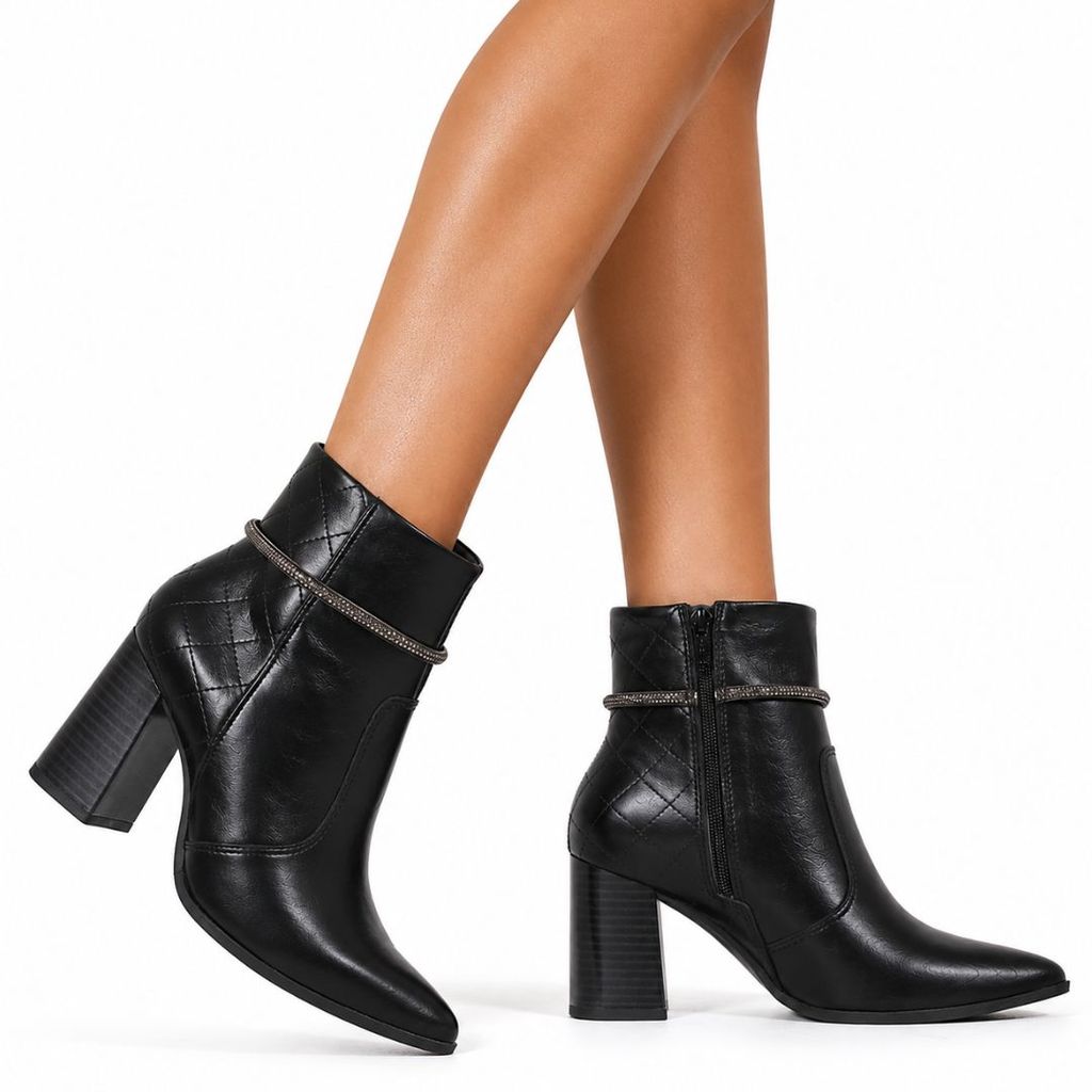 Bota Feminina Couro Cano Curto Preta Com Strass Salto Alto Bloco Ramarim 2468102-1