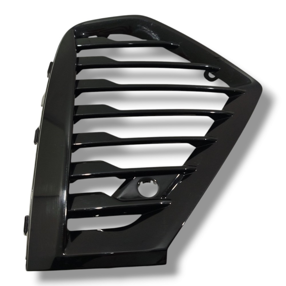 Grade Direita Milha Volvo Xc60 T8 Ultimate 2024 Original Preto Black Piano Direito