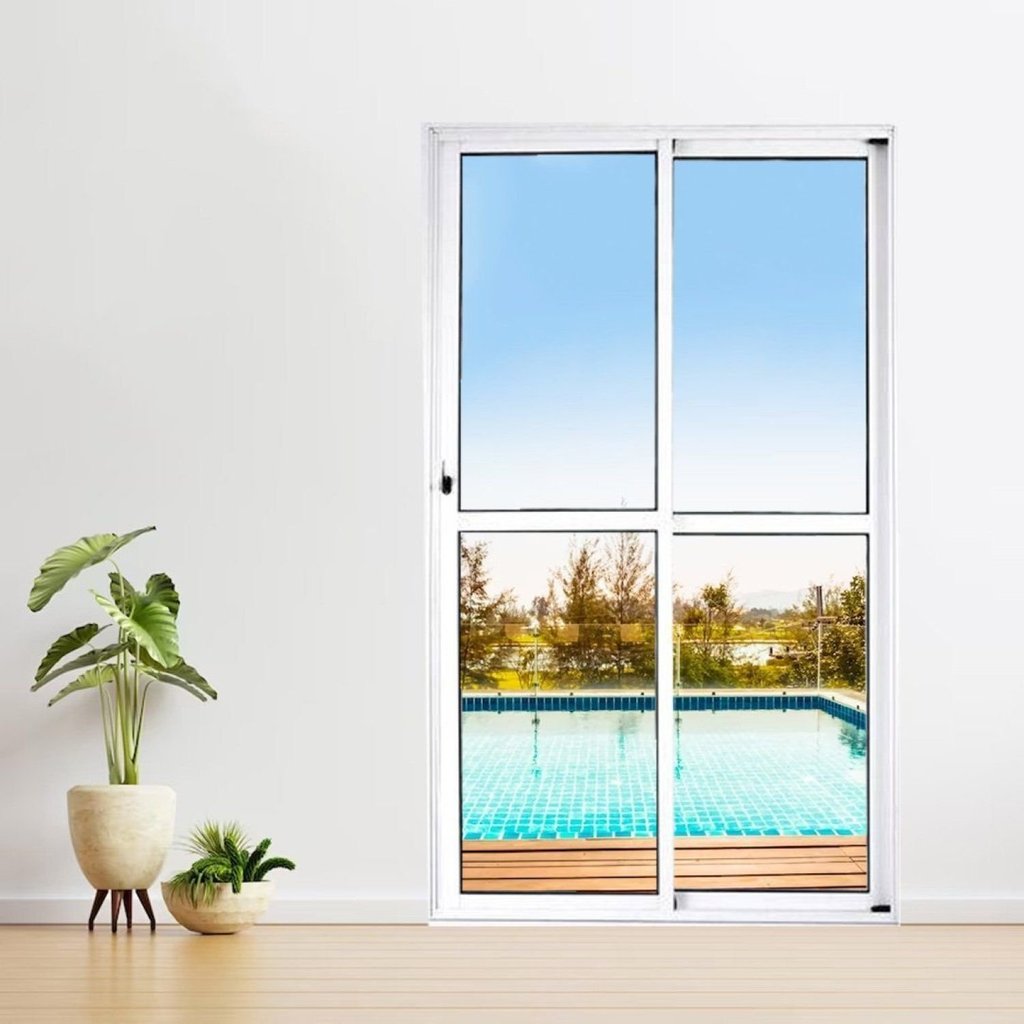 Porta Sacada de Alumínio 2 Folhas 210 x 120cm com Fechadura Linha 25 Branco Esquadrias Bergamo Branco