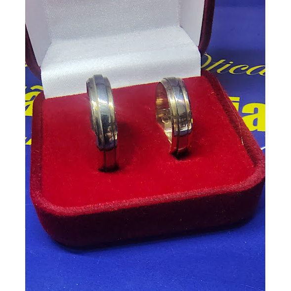 Alianças Bodas de Prata Ouro 18 Kilates Peso 6 Gramas 5 mm Gravadas