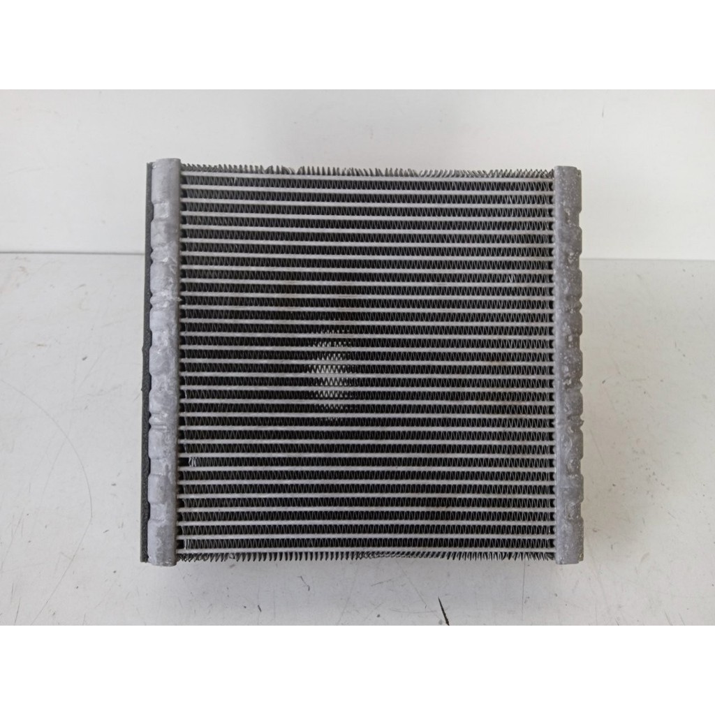 Evaporador Radiador Interno Painel Ar Condicionado Duster