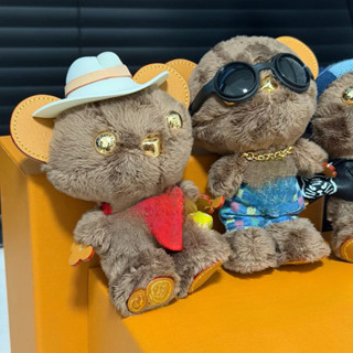 Pingente de boneca/pingente de pelúcia/presente leve e luxuoso em Oferta na Shopee