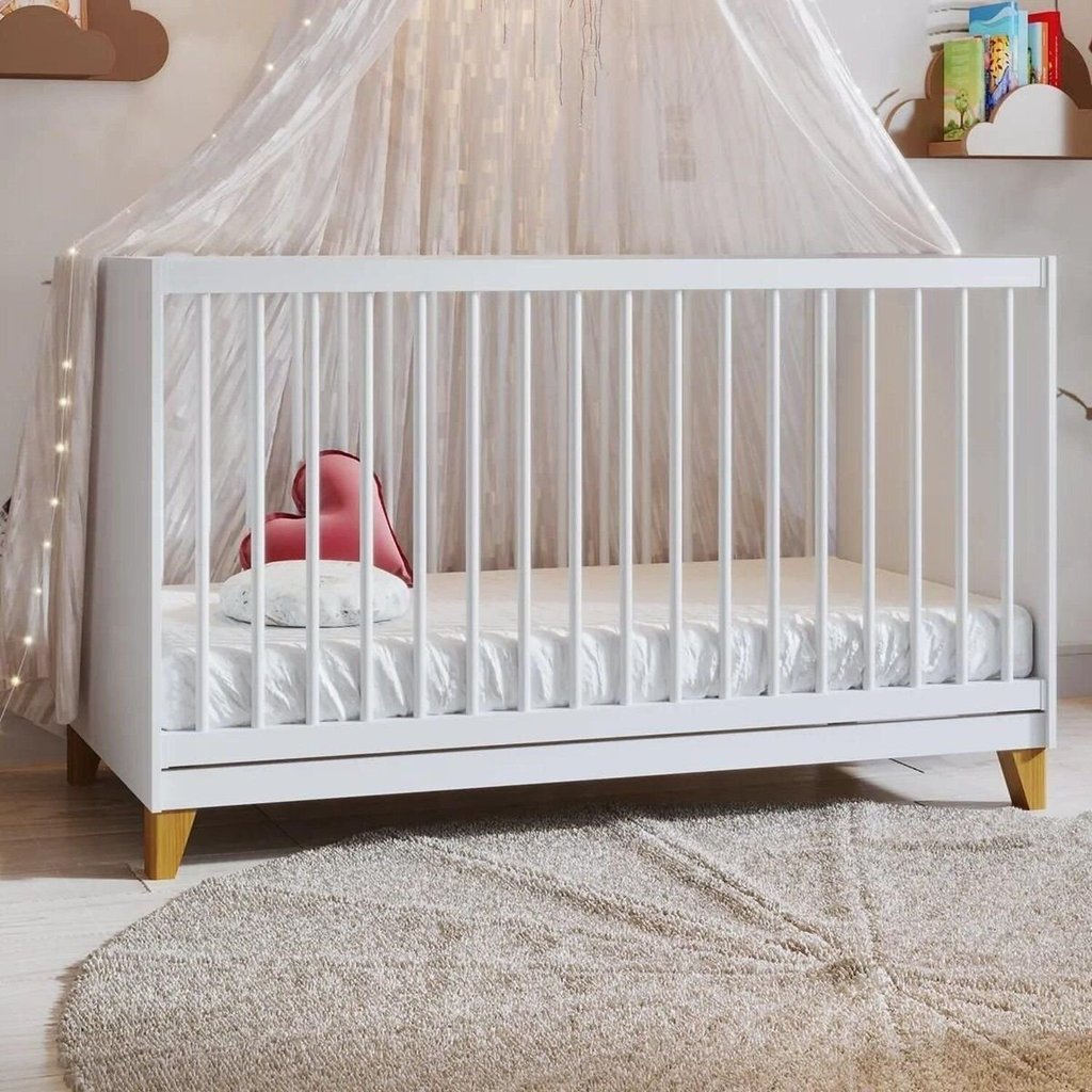 Berço Padrão Nacional Magia com Pés em Madeira Maciça 132,4cm Branco