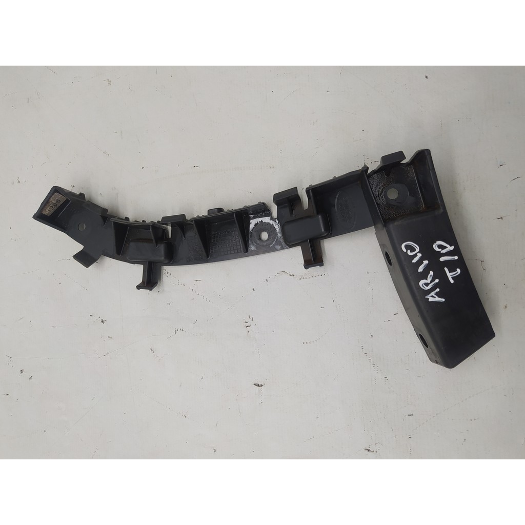 Guia Direito Parachoque Traseiro Freelander 2 2008 3.2