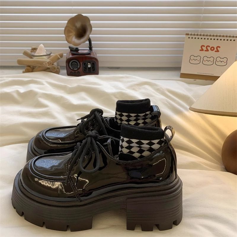 Preto de sola grossa All-Match pequenos sapatos de couro estudantes do sexo feminino Retro estilo britânico japonês jk ú