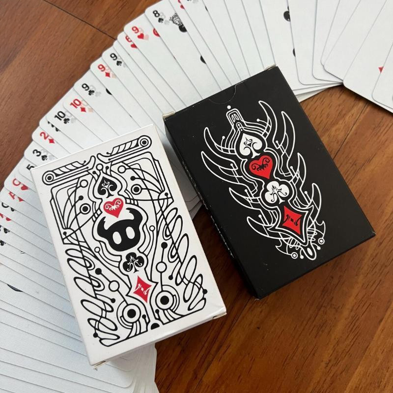 Conjunto Colecionável de Cartas de Jogo Hollow Knight Preto e Branco para Jogos de Festa, Cardistry e Truques