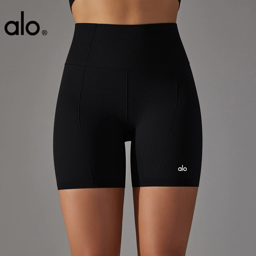 Alo YogaShorts de feminino magro três quartos calças de cintura alta abdômen-estreito Hip-Lifting calças de Fitness olha — imagem 1