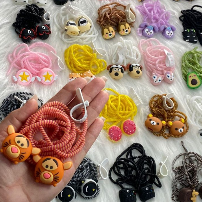 Protetor de Cabo USB E C Espiral Com 2 Protetores Pontas de Cabo Personagens em Oferta na Shopee