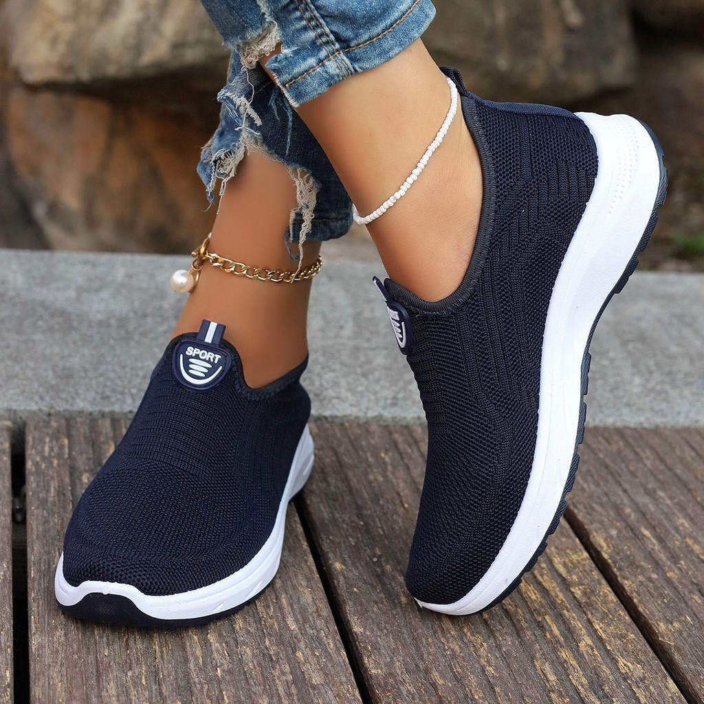 Sapatos femininos verão respirável tamanho grande sapatos casuais sola macia leve deslizamento em sapatos femininos