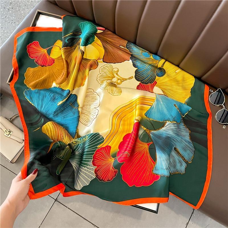 LENÇO ESTAMPA FLORAL CLÁSSICO ELEGANTE BANDANA CACHECOL BLUSA CROPPED MULTIFORMAS GRANDE 90X90 CETIM