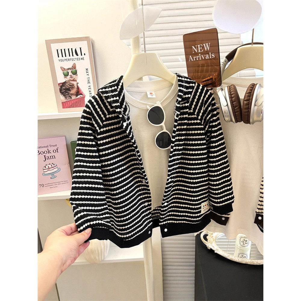 2026 primavera outono crianças jaqueta fina bebê Cardigan roupas de manga comprida bebê Casual listrado com capuz roupas