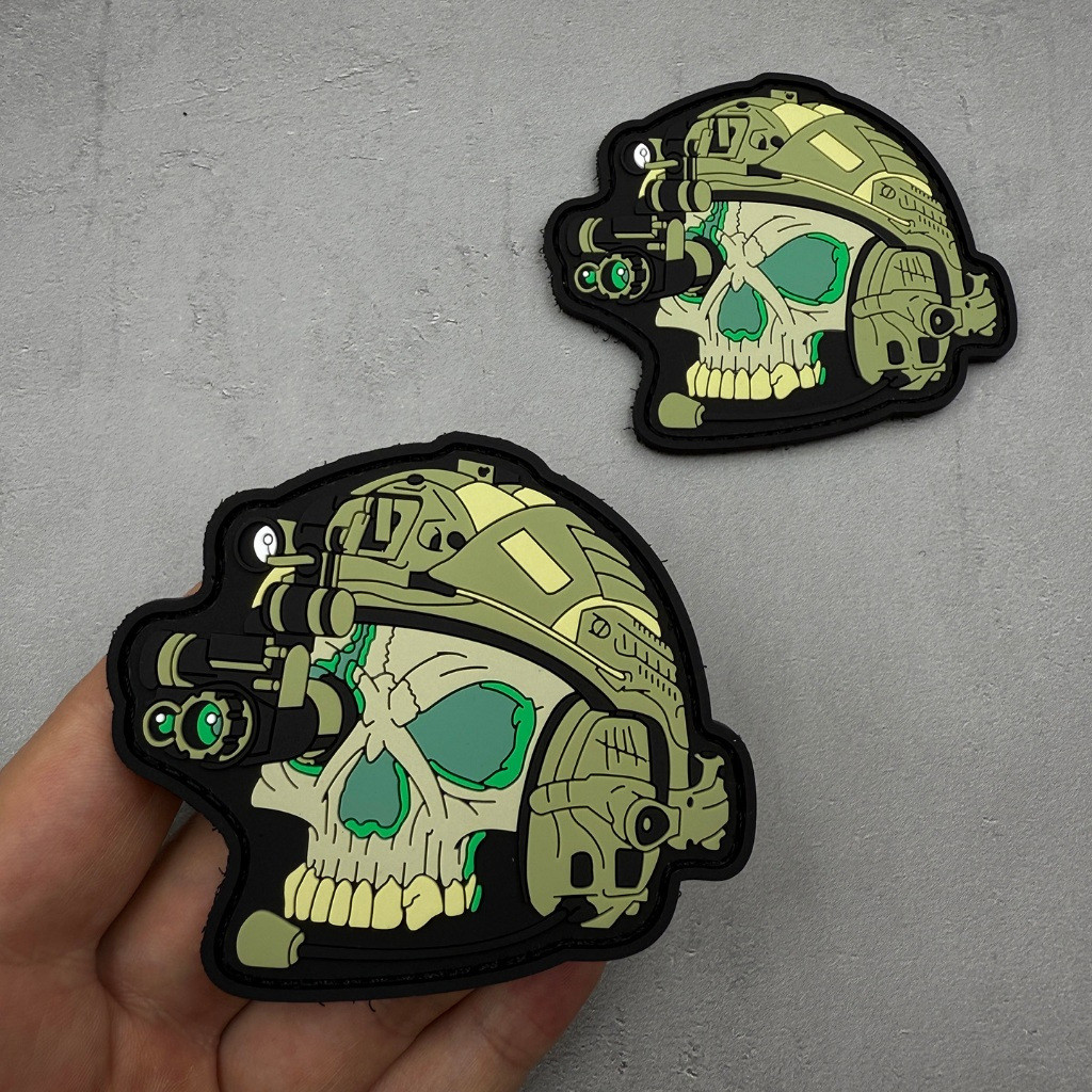 Crachá de capacete de caveira tático 3D PVC borracha epóxi etiqueta acessórios de braçadeira de observação