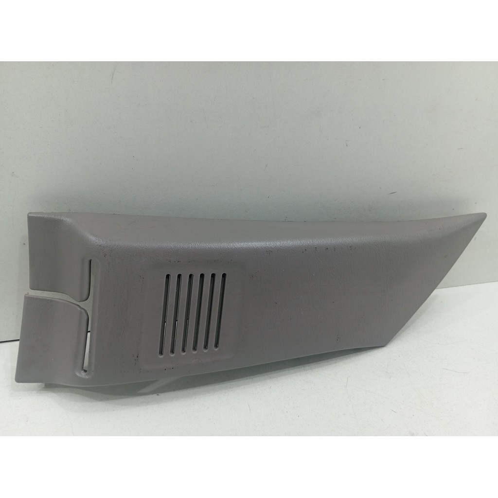 ACABAMENTO CINTO TRASEIRO ESQUERDO TOYOTA COROLLA 1998  2002