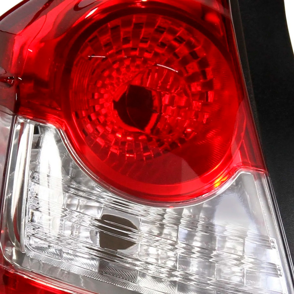 Lanterna Traseira Etios Hatch 2013 2014 2015 2016 2017 2018 2019 2020 — imagem 2 de 2