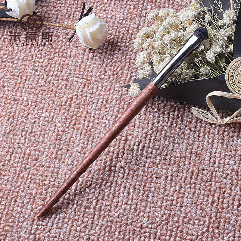 MF Arc Eyeshadow Brush Pincel de maquiagem para os olhos Pincel de arco para iniciantes Pincel de sombra único F210