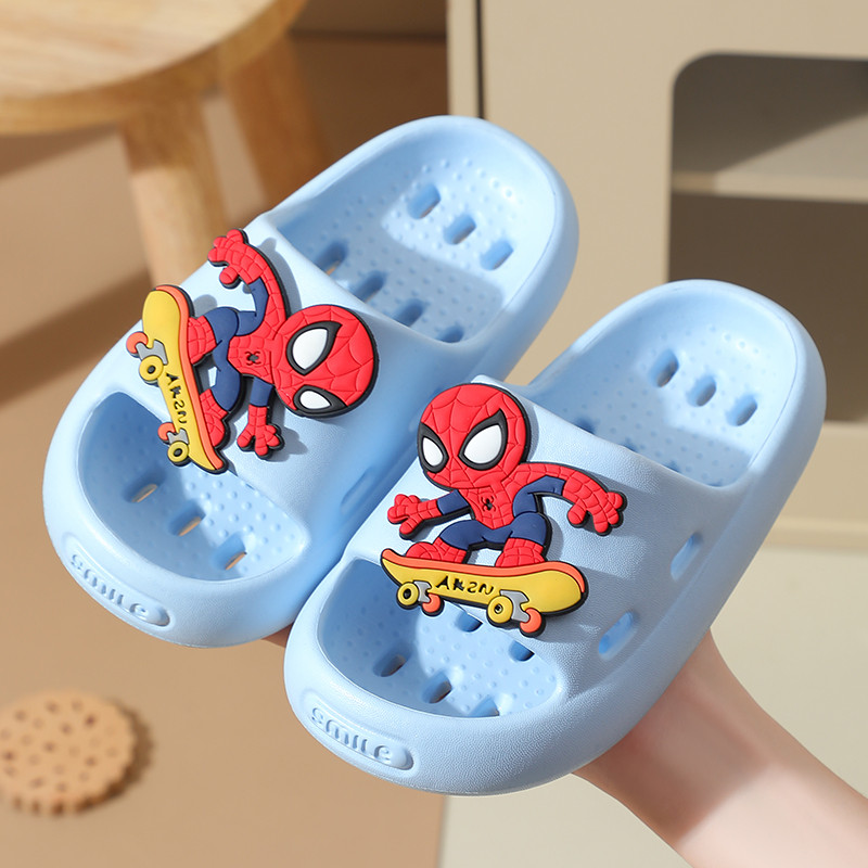  Pisando na merda sentir sapatos infantis buraco meninos verão 2024 novo estilo EVA exterior usar sola grossa antiderrap