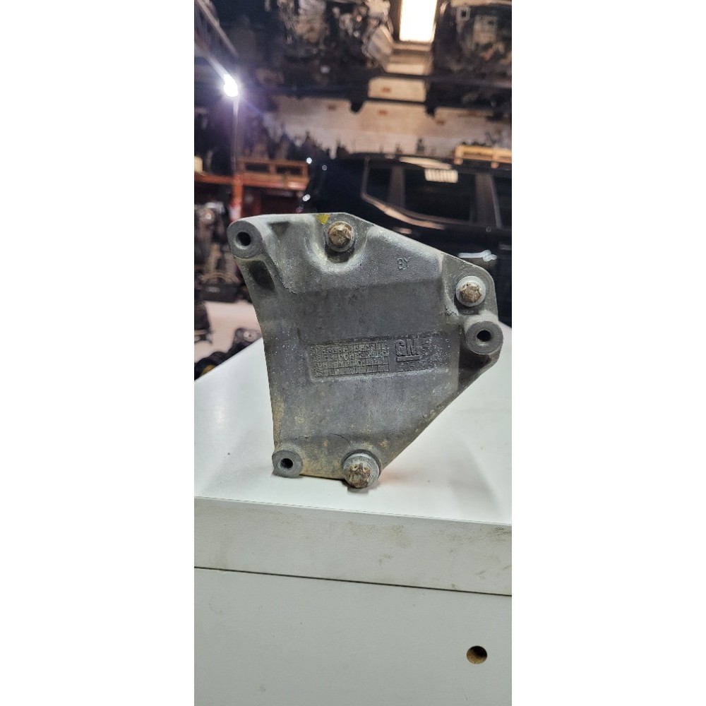 Suporte Compressor Ar Condicionado Fiat Stilo Original Usado