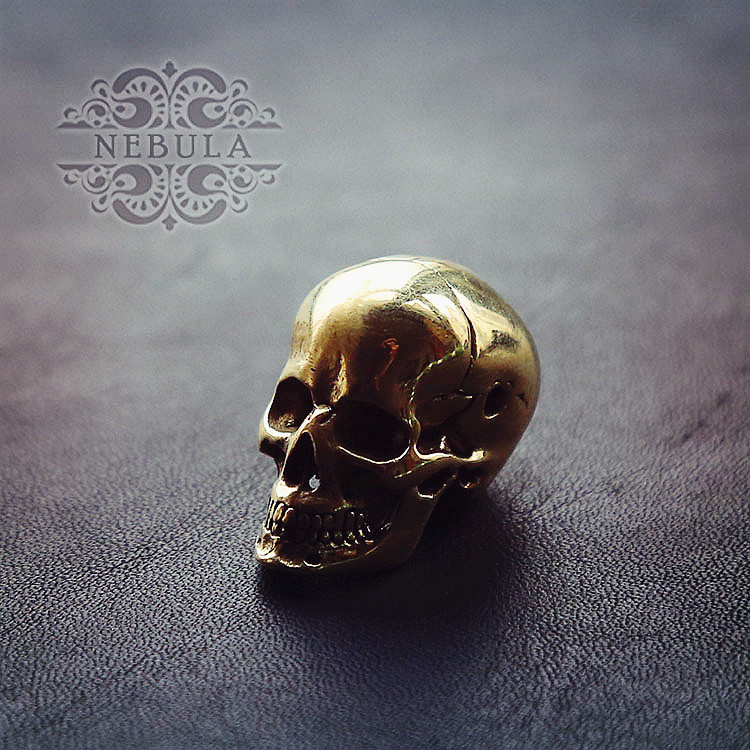 Frete grátis!Latão puro crânio crânio t faca pingente estilingue pingente diy jóias pulseira com contas pulseira cabeça