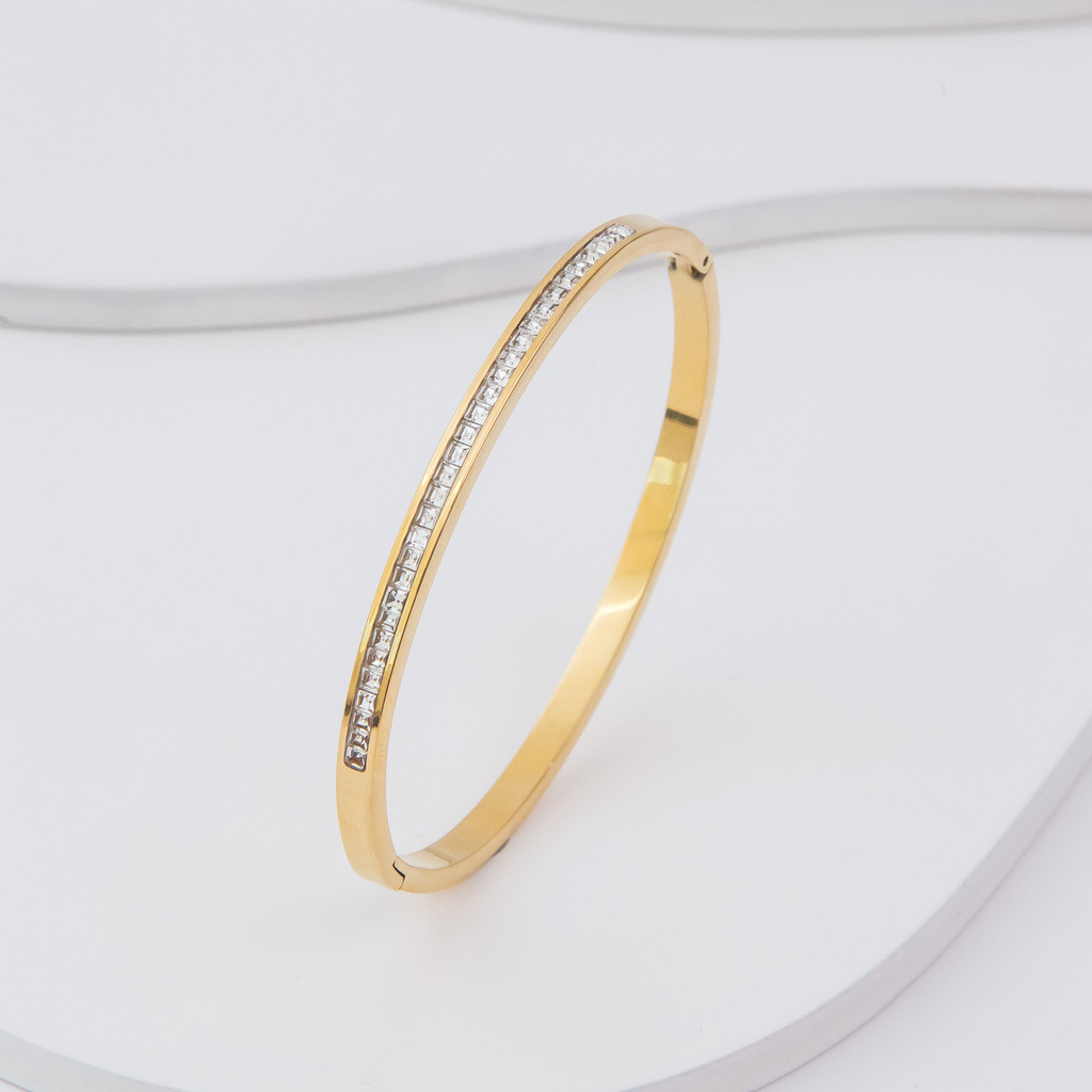 Bracelete Dourado Zircônias Cúbicas Aço Inoxidável Feminino Minimalista Joia Antialérgica Elegante